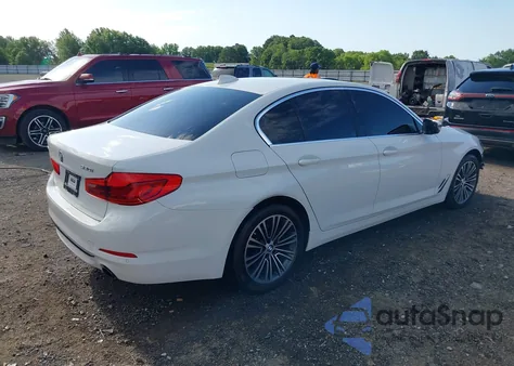 2019 BMW 530I xDrive z USA, uszkodzony, nr VIN WBAJA7C50KWW17686